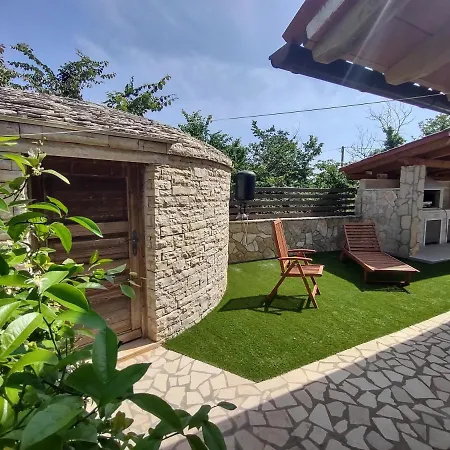 Kuca Za Odmor Franci Сasa de vacaciones