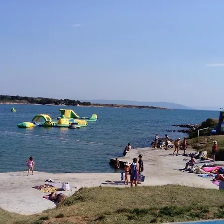 Kuca Za Odmor Franci Сasa de vacaciones *